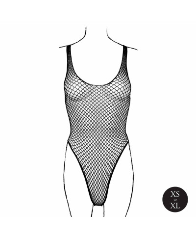 Body with fishnet structure